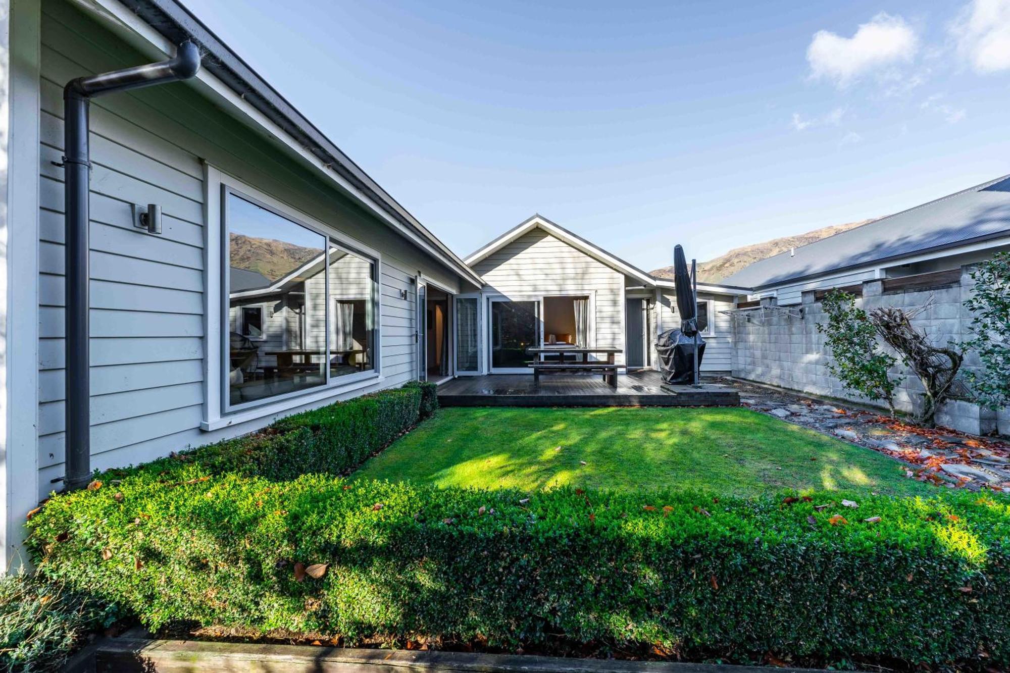 Roy'S Bay Luxury Accommodation Wanaka Exteriér fotografie