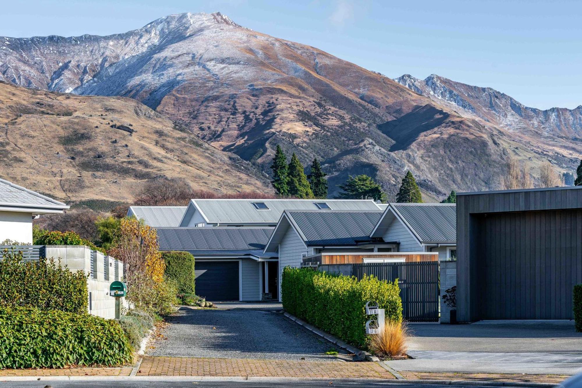 Roy'S Bay Luxury Accommodation Wanaka Exteriér fotografie